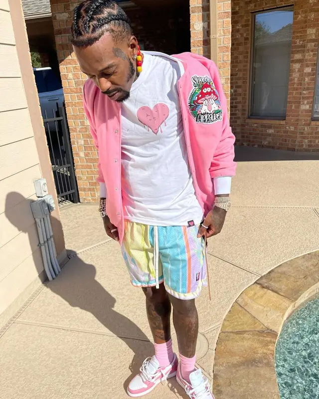 Sauce Walka outfit in Shroomy Apparel Clothing, Sauce-A-Holic Apparel, and Reves Paris, 2021