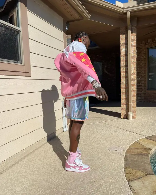 Sauce Walka outfit in Shroomy Apparel Clothing, Sauce-A-Holic Apparel, and Reves Paris, 2021