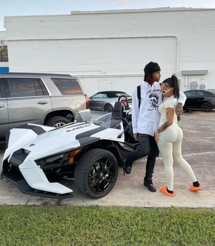 Lil Gnar outfit in Rick Owens, Nike, and Dior, 2021
