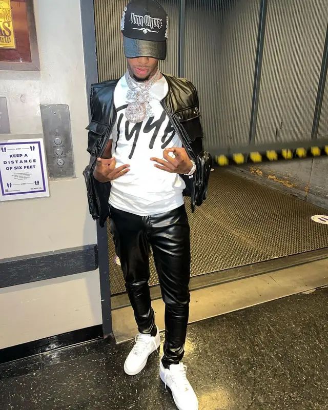 Toosii outfit in Vonn Vittore, 2021