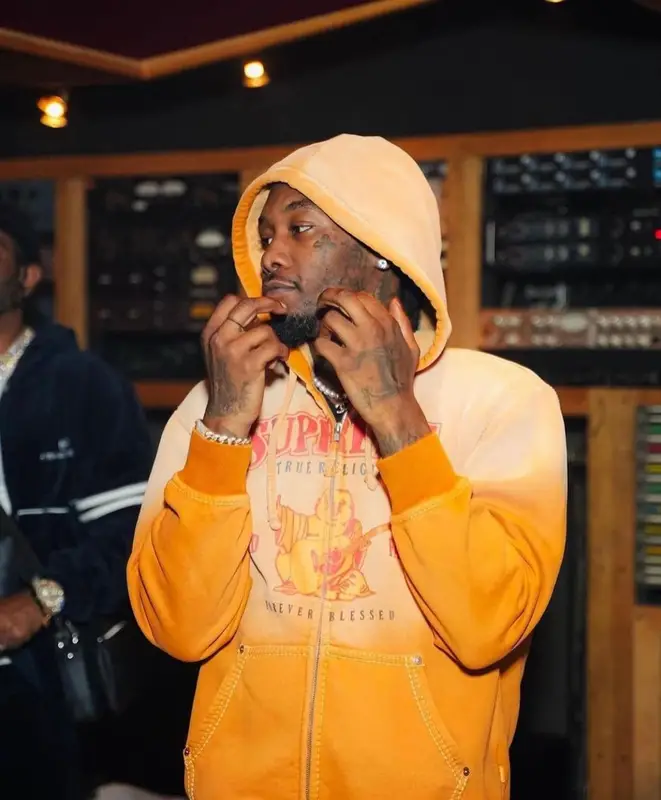 Offset outfit in Supreme and True Religion, 2021