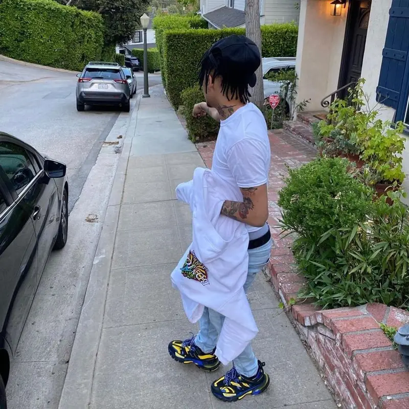 Summrs outfit in Balenciaga and Louis Vuitton, 2021