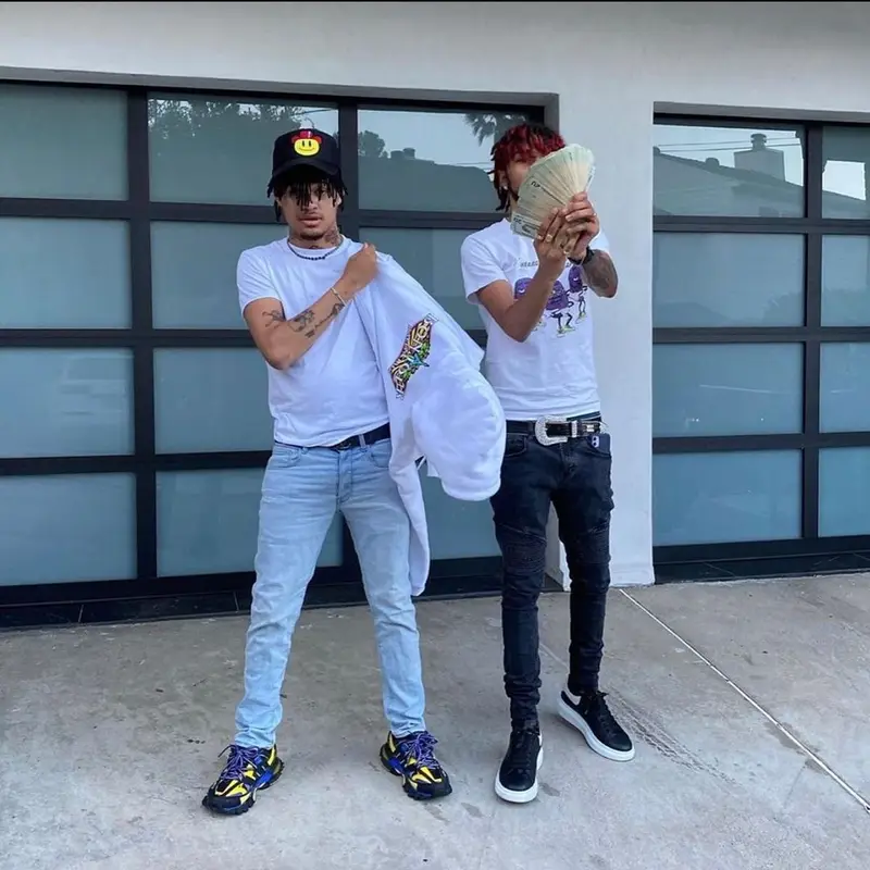 Summrs outfit in Balenciaga and Louis Vuitton, 2021