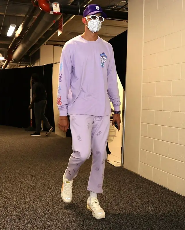 Kyle Kuzma outfit in Vic Garcia World, Versace, and Childhood Dreams, 2021