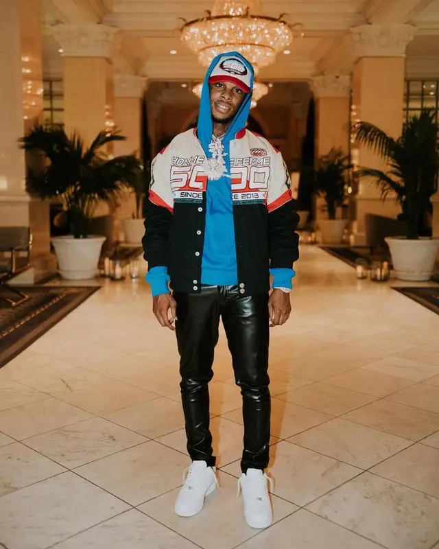 Toosii outfit in Amiri, Nike, and Homme + Femme, 2021