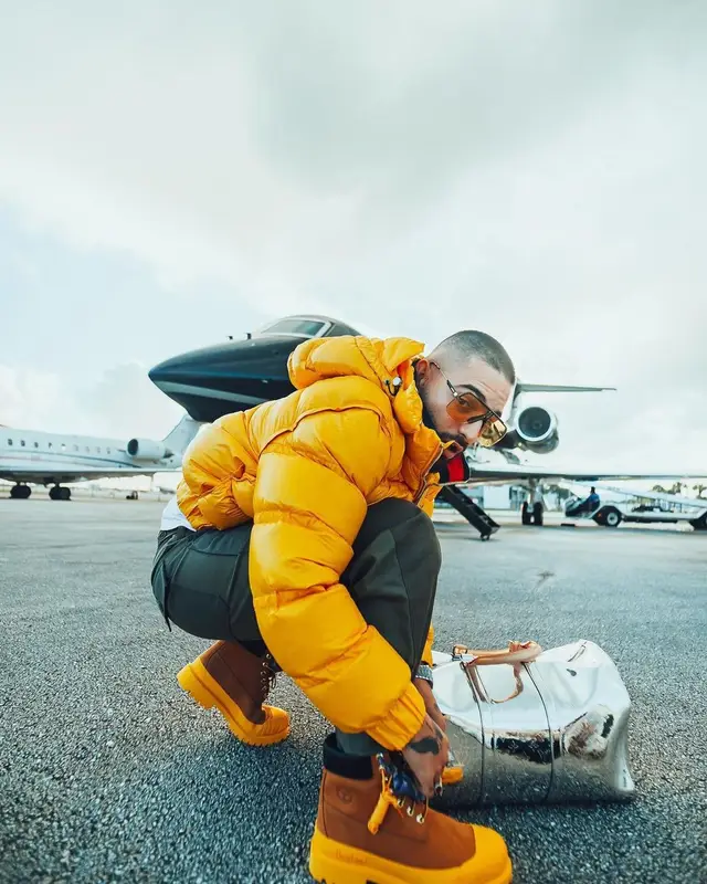 Maluma outfit in Tommy Hilfiger, Carrera, and Romeo Hunte, 2021