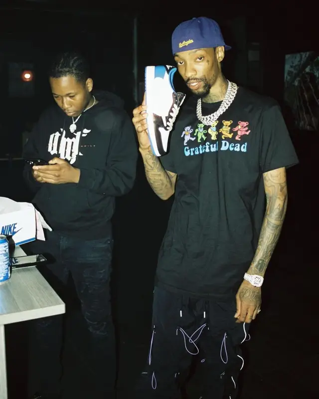 Sonny Digital outfit in Grateful Dead, 99percentis, and Jordan, 2021