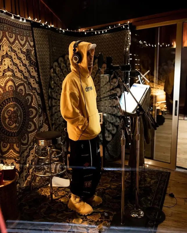 Justin Bieber outfit in Drew House, Balenciaga, and Yeezy, 2021