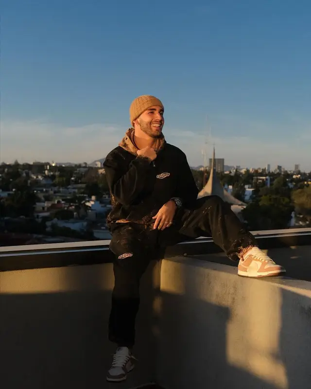 Manuel Turizo outfit in Ssstufff and Nike, 2021