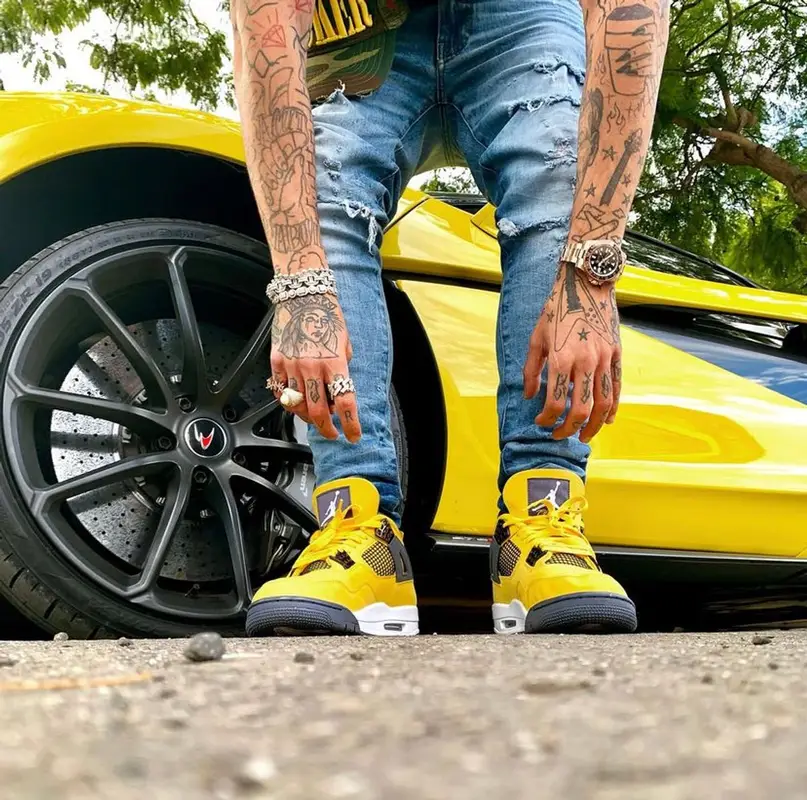 Sfera Ebbasta outfit in Metallica, Amiri, and Cartier, 2021