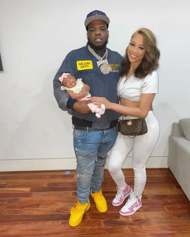 Maxo Kream outfit in Gallery Dept., Louis Vuitton, and New Era, 2021