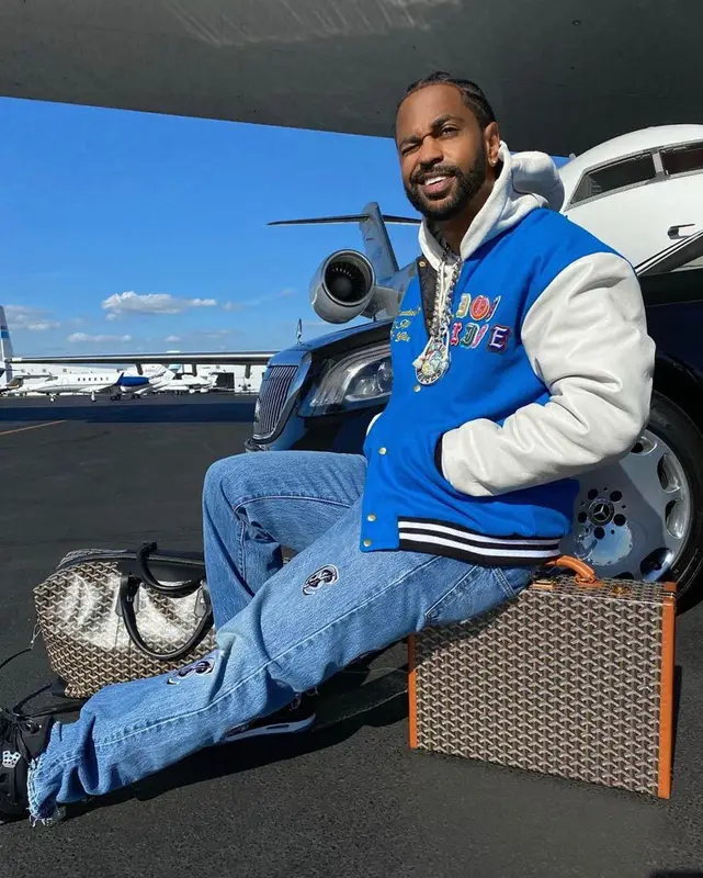 Big Sean outfit in Jordan, Carhartt, and Eminem Merch, 2021
