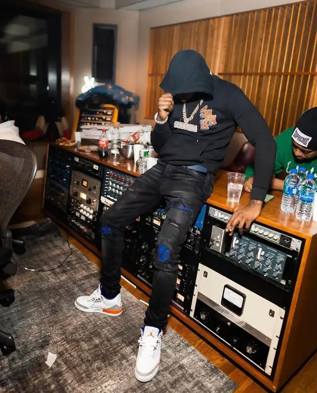 Bobby Shmurda outfit in Amiri, Jordan, and Louis Vuitton, 2021