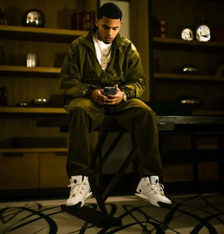 Myke Towers outfit in Givenchy and Nike, 2021