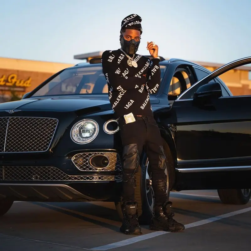 Funny Mike outfit in Balenciaga, 2021