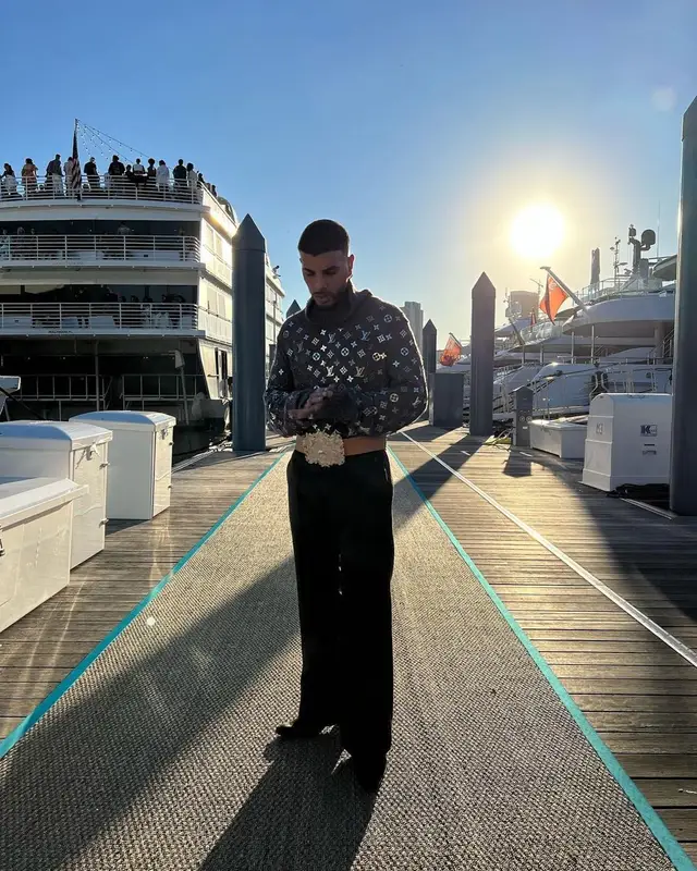 Rauw Alejandro outfit in Louis Vuitton, 2021