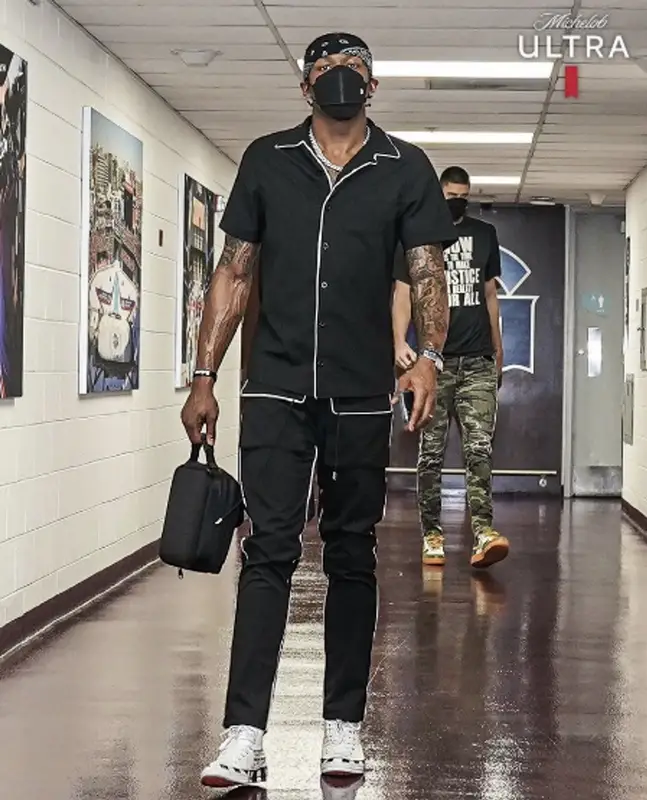 Bradley Beal outfit in Christos, Converse, and Off-White, 2021