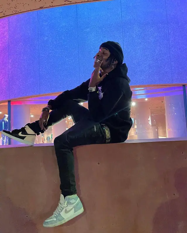 Dro Kenji outfit in Off-White, Gucci, and Balenciaga, 2021