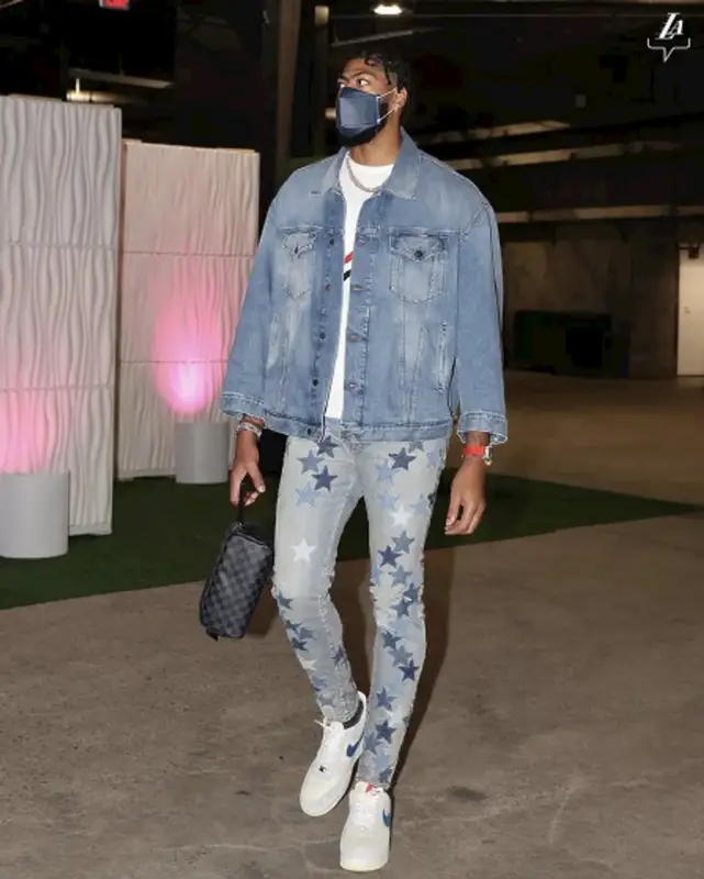 Anthony Davis outfit in Acne Studios, Thom Browne, and Amiri, 2021