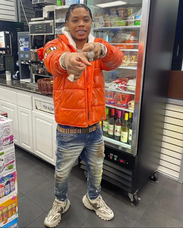 Lil Migo outfit in Born Hustla, Off-White, and Burberry, 2021