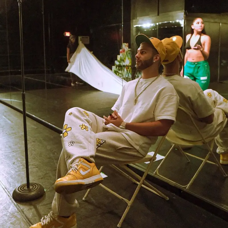Manuel Turizo outfit in Huf, Nike, and Paper Planes, 2021