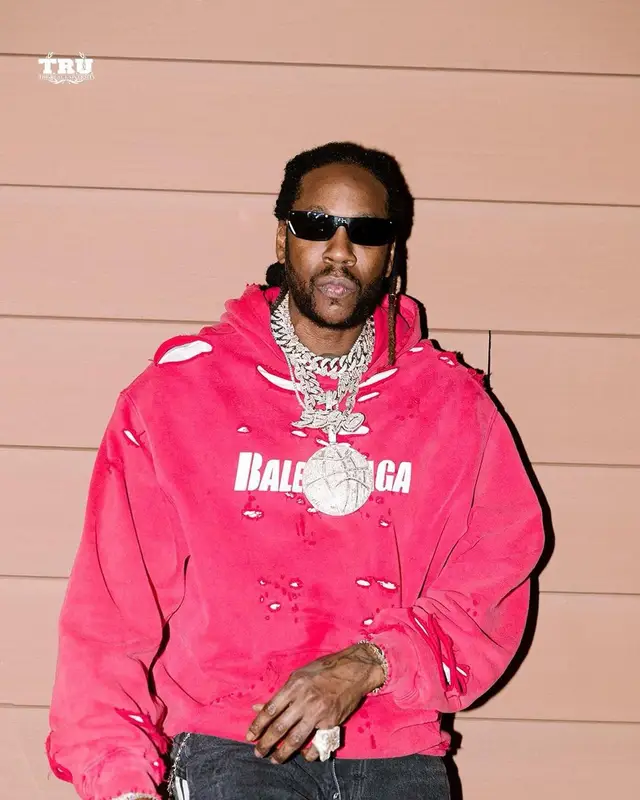 2 Chainz outfit in Gucci and Balenciaga, 2021