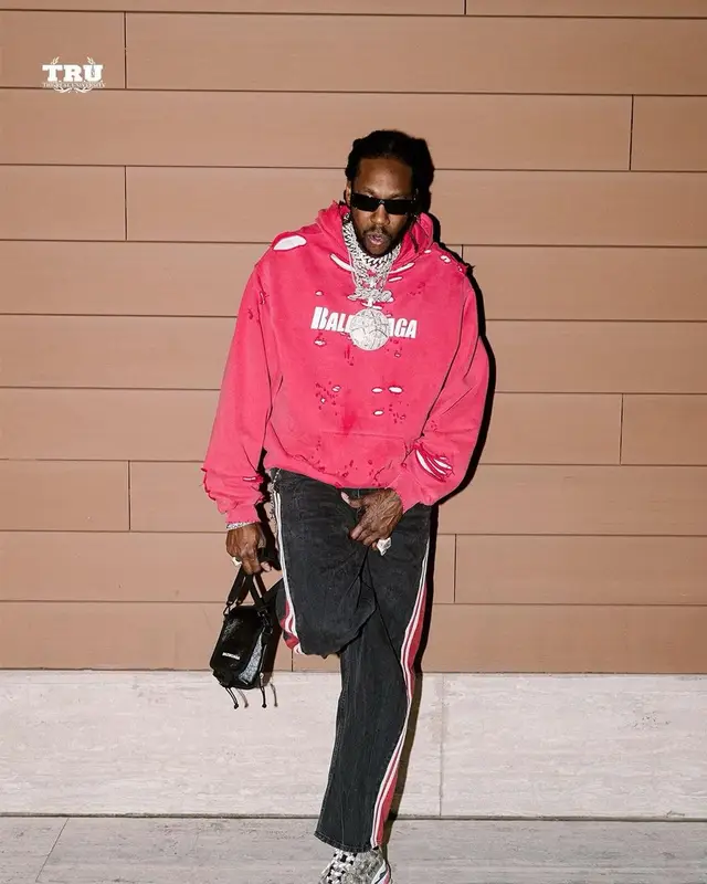 2 Chainz outfit in Gucci and Balenciaga, 2021