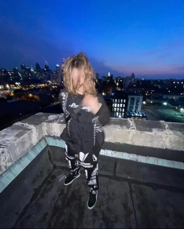 Matt Ox outfit in Psychworld, Klan Life, and Market, 2021