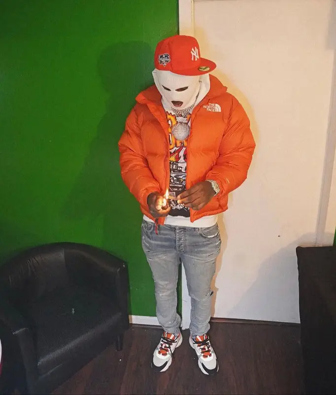 Sleepy Hallow outfit in The North Face, Royal Surge, and New Era, 2021