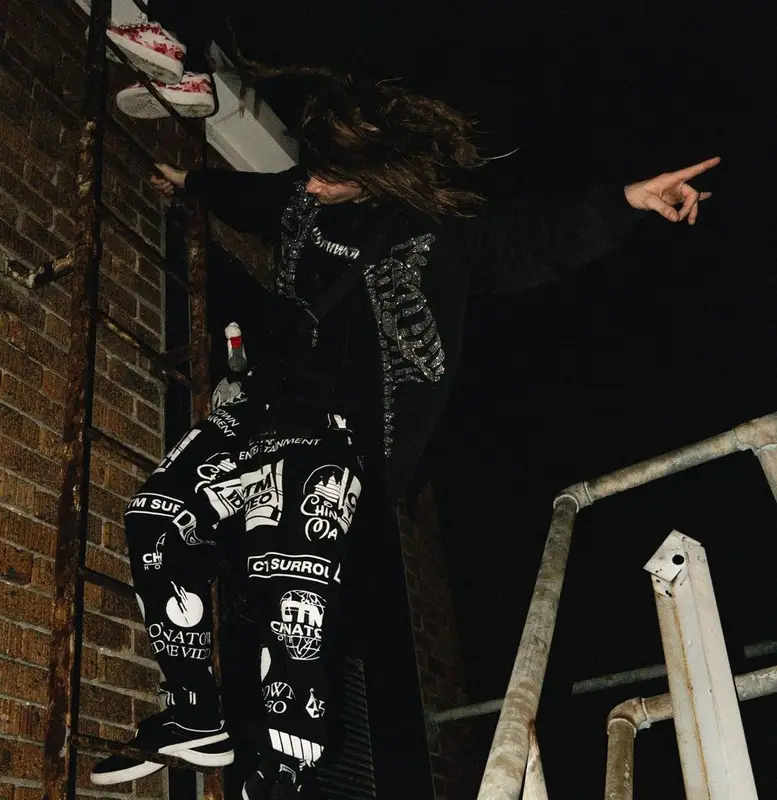 Matt Ox outfit in Psychworld, Klan Life, and Market, 2021
