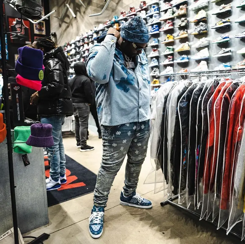 Peezy outfit in Louis Vuitton, Versace, and Supreme, 2021