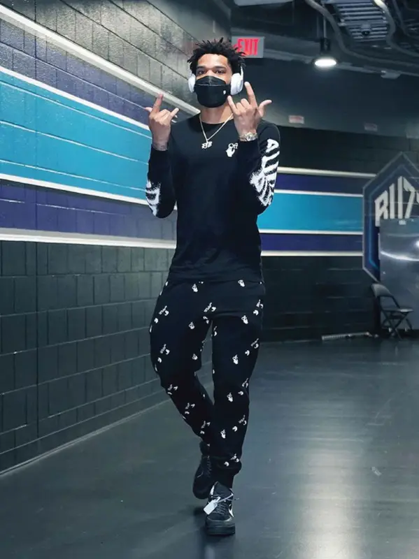 Miles Bridges outfit in Off-White and Nike, 2021