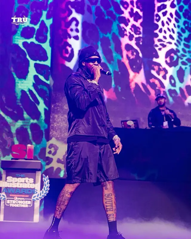 2 Chainz outfit in Prada, 2021
