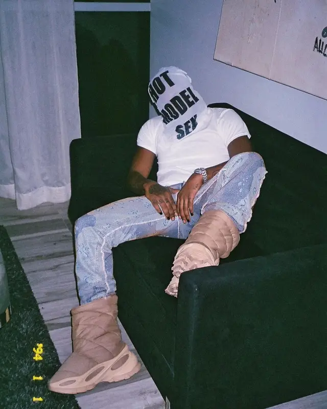 UnoTheActivist outfit in Yeezy and Hot Model Sex, 2021