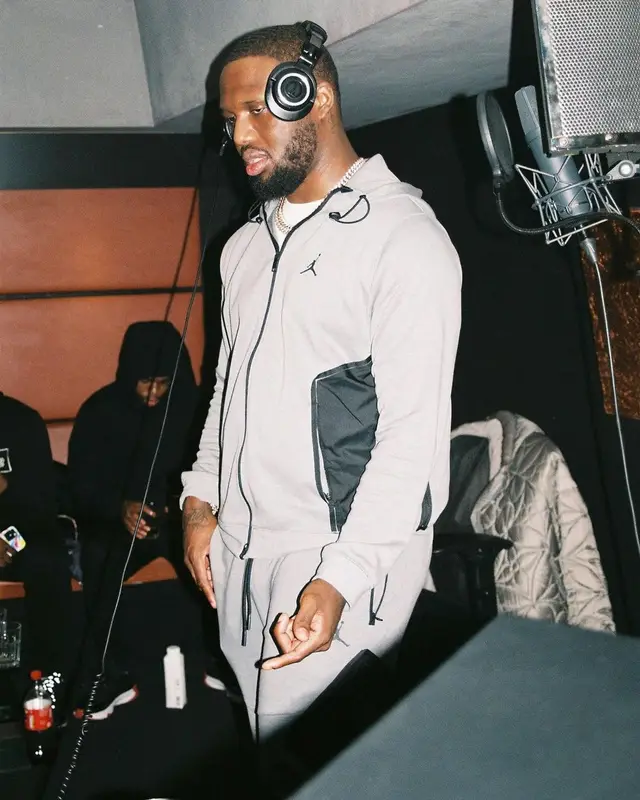 Headie One outfit in Jordan, 2021