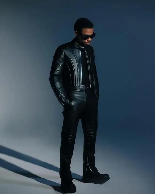 Roddy Ricch outfit in Bottega Veneta and Louis Vuitton, 2021
