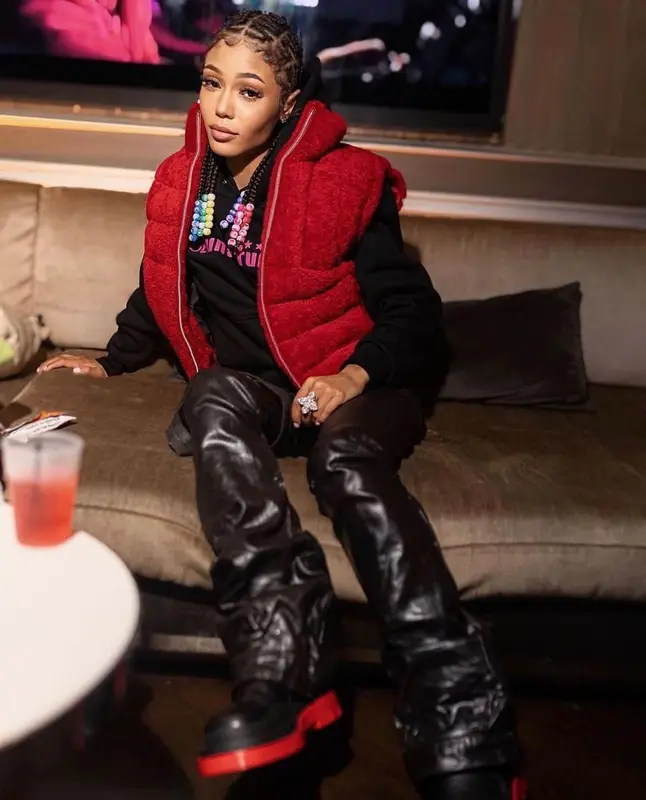 Coi Leray outfit in Bottega Veneta, Jeune, and R13, 2021