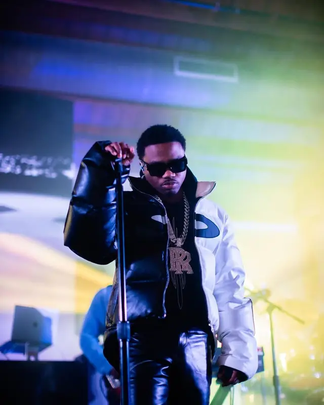 Roddy Ricch outfit in Code and Louis Vuitton, 2021