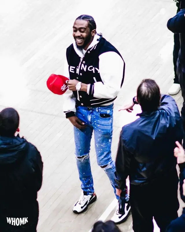 Desiigner outfit in Givenchy, Prada, and New Era, 2021