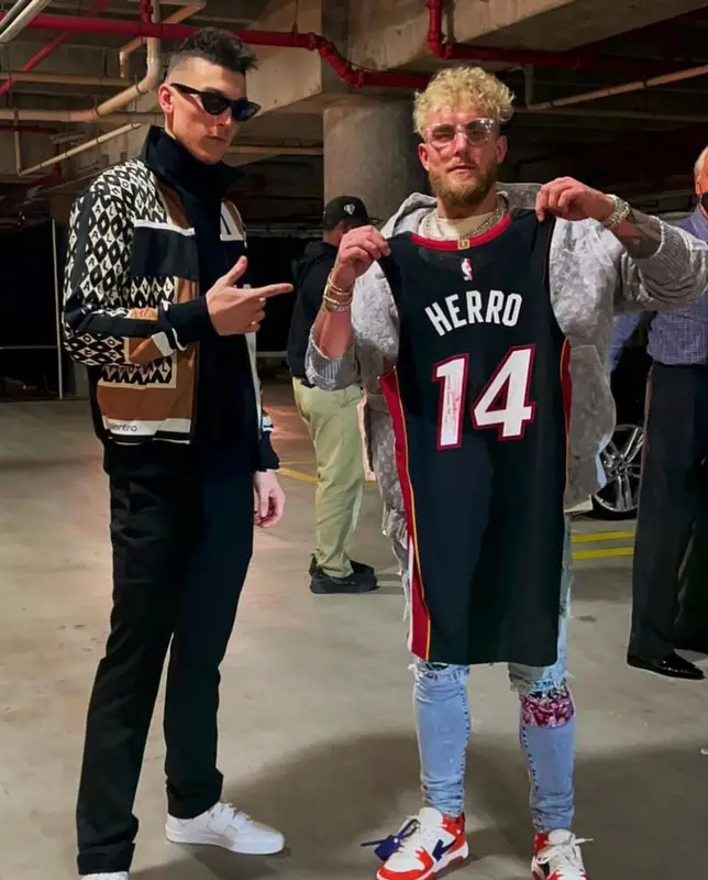 Jake Paul outfit in Louis Vuitton, Amiri, and Off-White, 2021