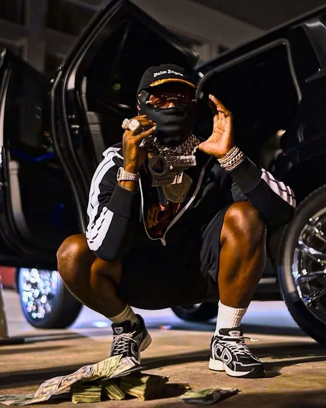 EST Gee outfit in Vlone, Dior, and Palm Angels, 2021