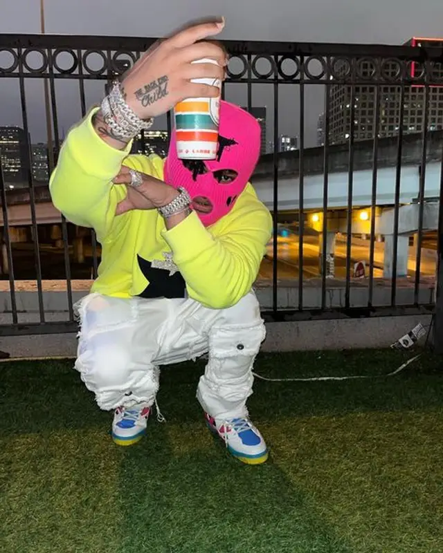 No Cap outfit in Palm Angels, Valabasas, and Gucci, 2022