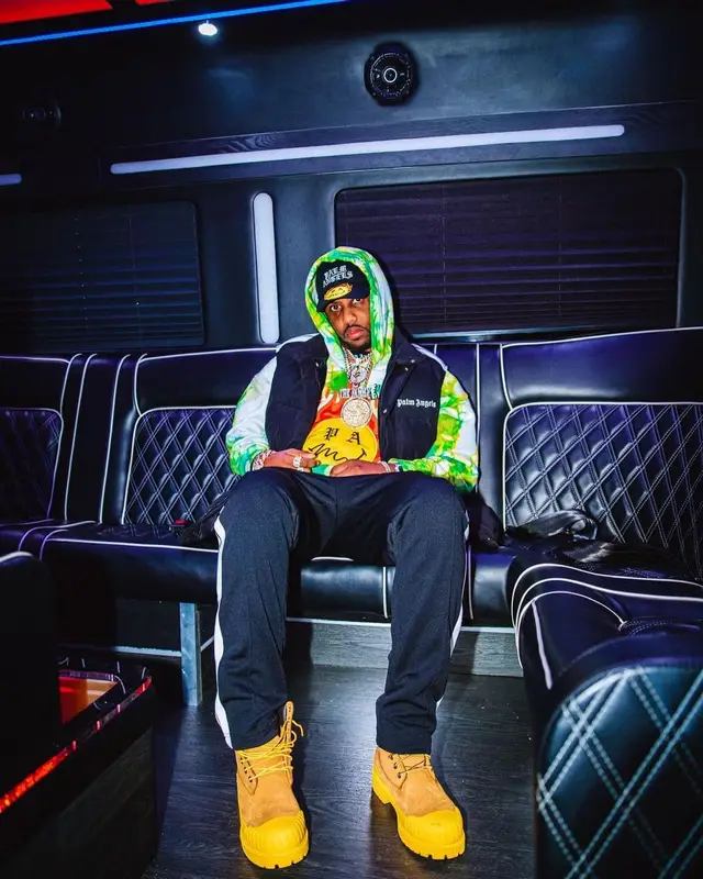 Fabolous outfit in Timberland, Palm Angels, and Bee Line, 2022