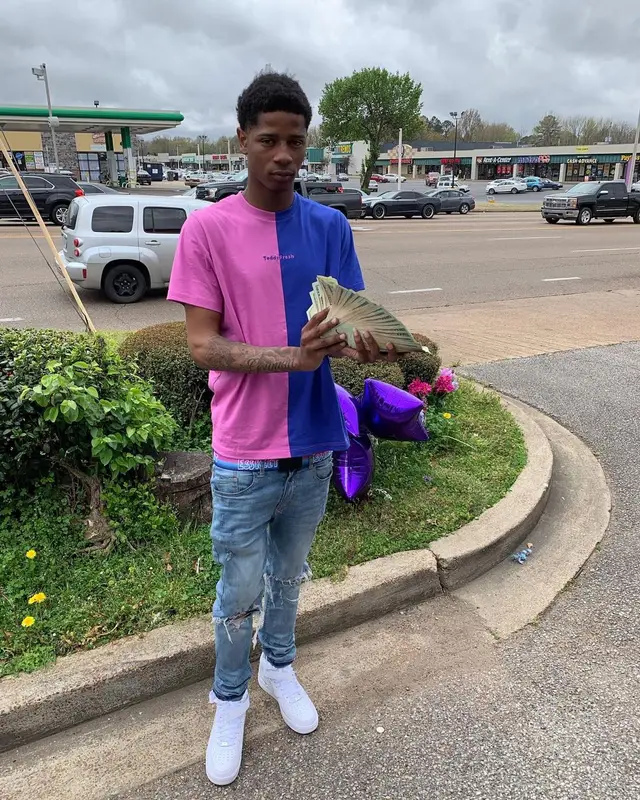 Big Scarr outfit in Teddy Fresh, Nike, and Lil Pump Merch, 2019