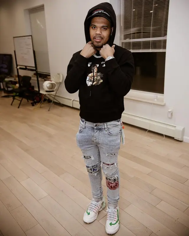 OG 3Three outfit in Off-White, Amiri, and Sicko, 2022