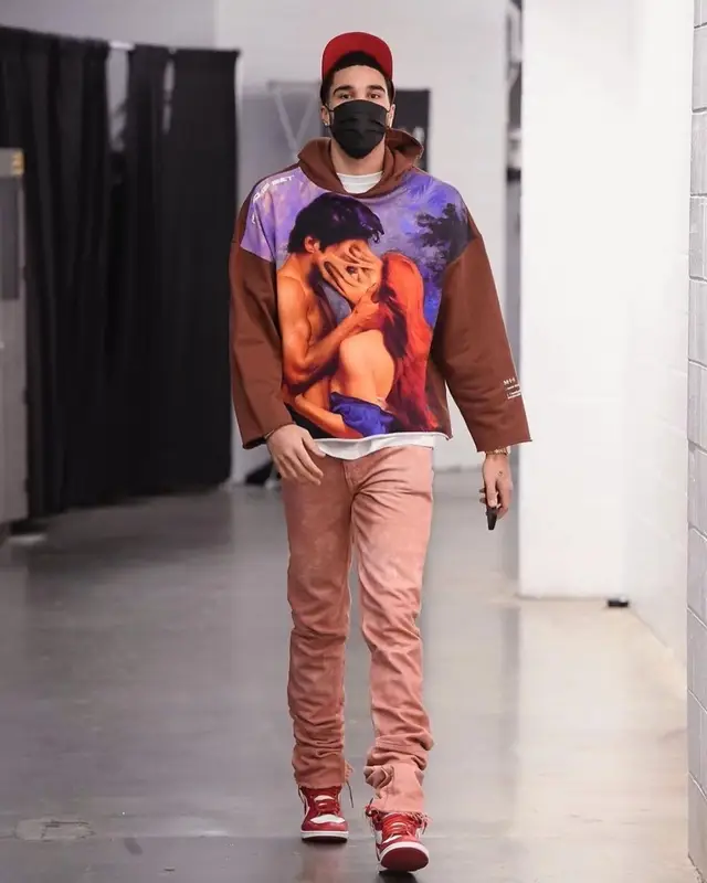 Jayson Tatum outfit in Mood Is Set, Nike, and No Name, 2022