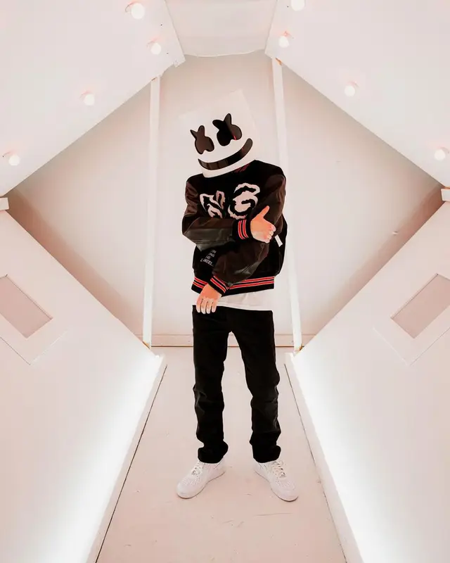 Marshmello outfit in Amiri, Nike, and Marshmello Merch, 2022