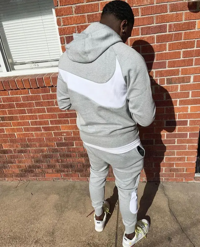 Bankroll Freddie outfit in Nike, 2022