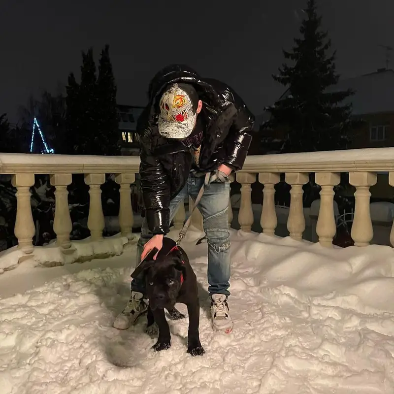 Fresco outfit in Moncler, Balmain, and Ed Hardy, 2022