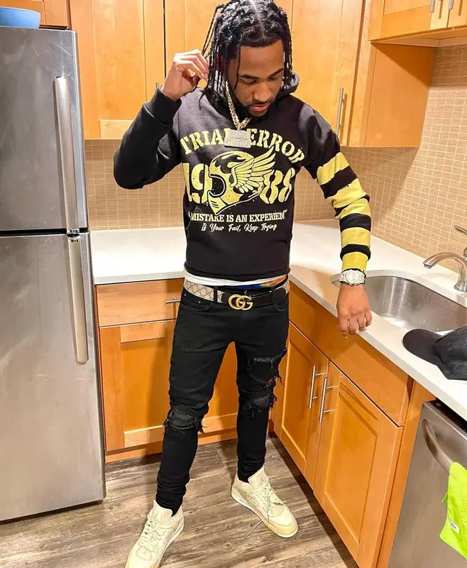 Ron Suno outfit in Amiri, Jordan, and Gucci, 2022